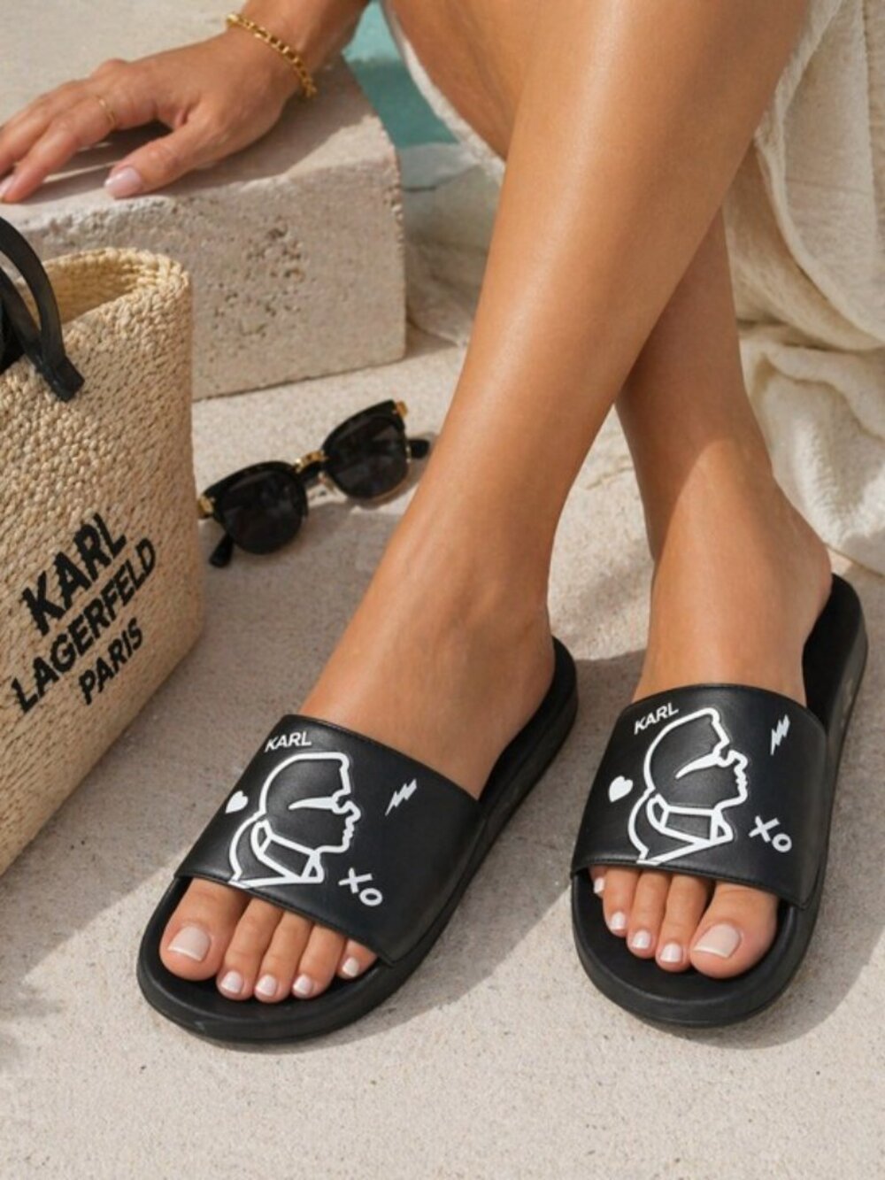 Karl Lagerfeld Paris Slide Sandals Black Graphic Logo Women’s Size 8 NWOT